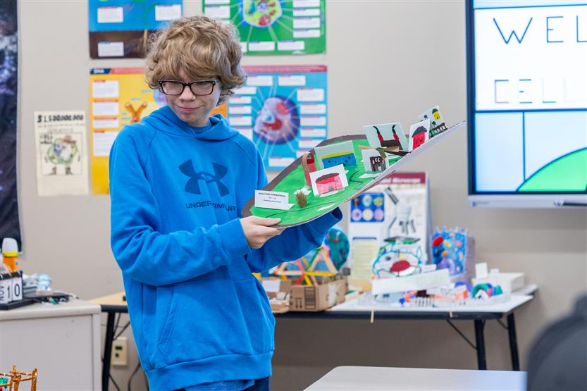 Students present science projects